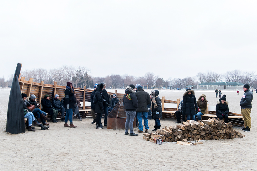 winter-stations-toronto-installations-beach-designboom-014