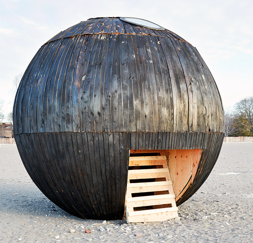 winter-stations-toronto-installations-beach-designboom-08