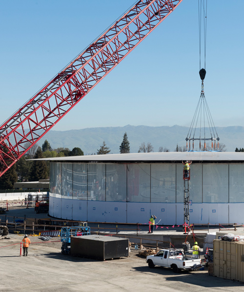 new images reveal rapid progress at apple's cupertino campus