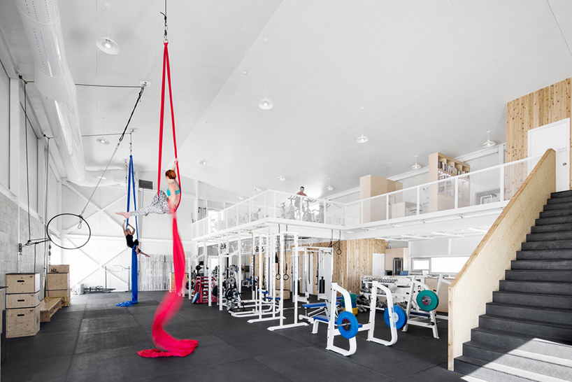 architecture-microclimat-la-taule-training-center-waterloo-canada-designboom-02