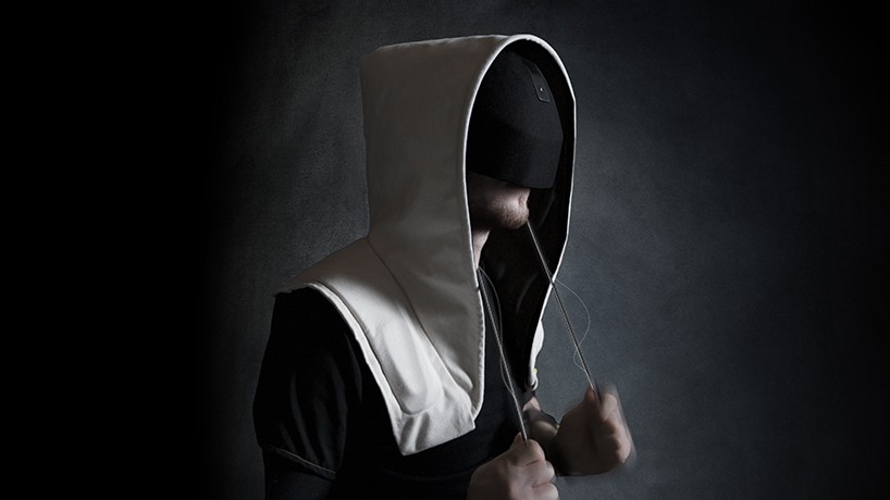 adaptive VR hardware by artefact group includes hood and shoulder cloak