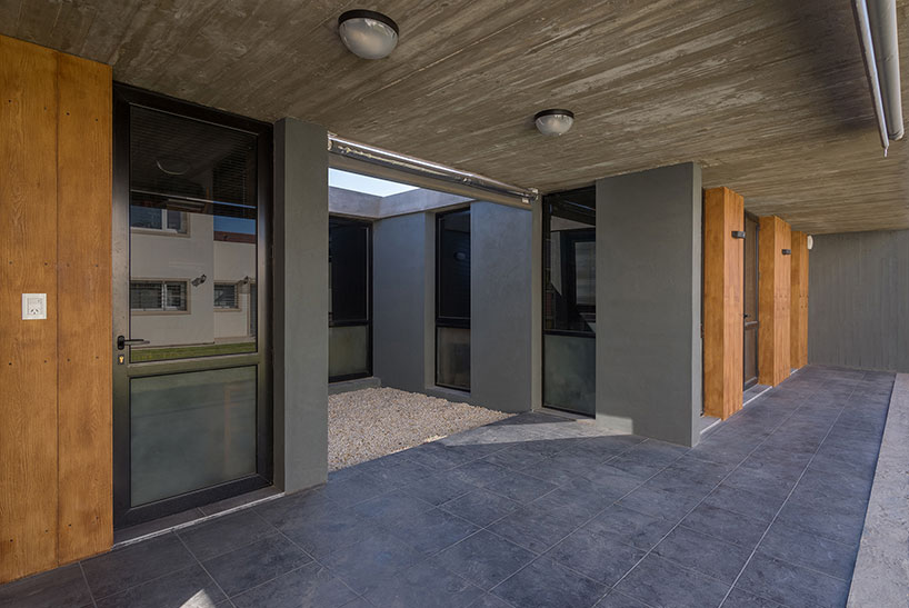 estudio moire encloses atelier gael in light-filled concrete shell