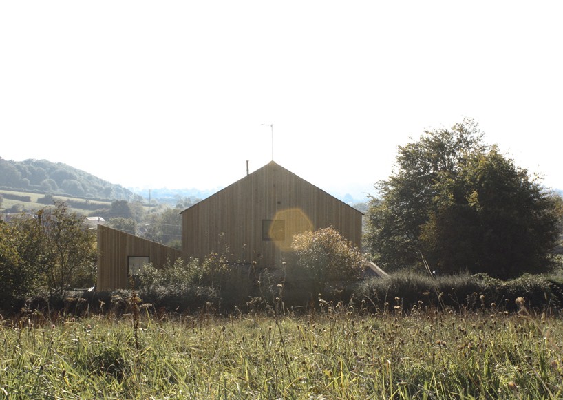 blee-halligan-architects-ugly-house-to-lovely-house-wales-uk-designboom-01