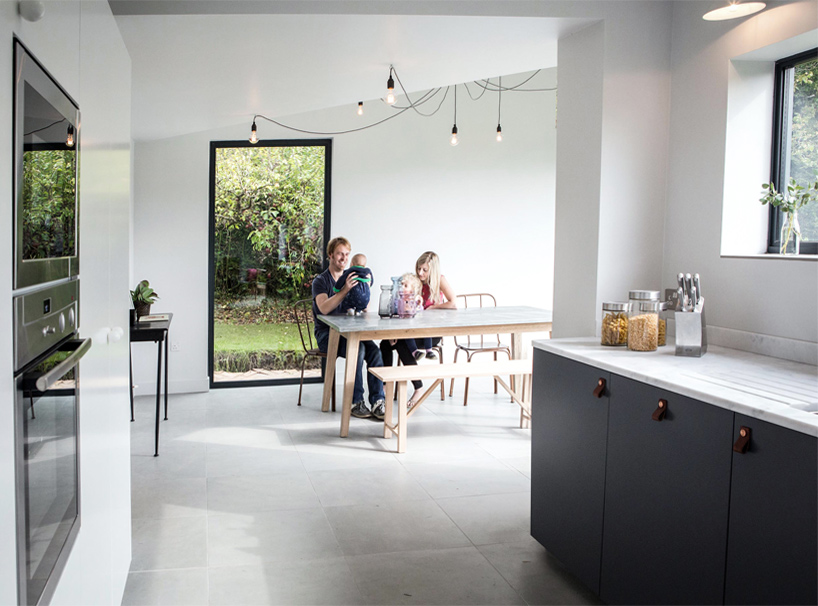 blee-halligan-architects-ugly-house-to-lovely-house-wales-uk-designboom-02