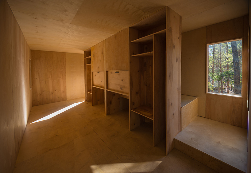 colorado-building-workshop-colorado-outward-bound-school-micro-cabins-designboom-02