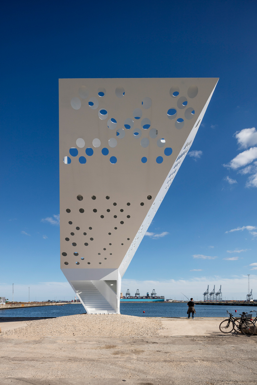dorte-mandrup-arkitekter-salling-tower-aarhus-denmark-designboom-02