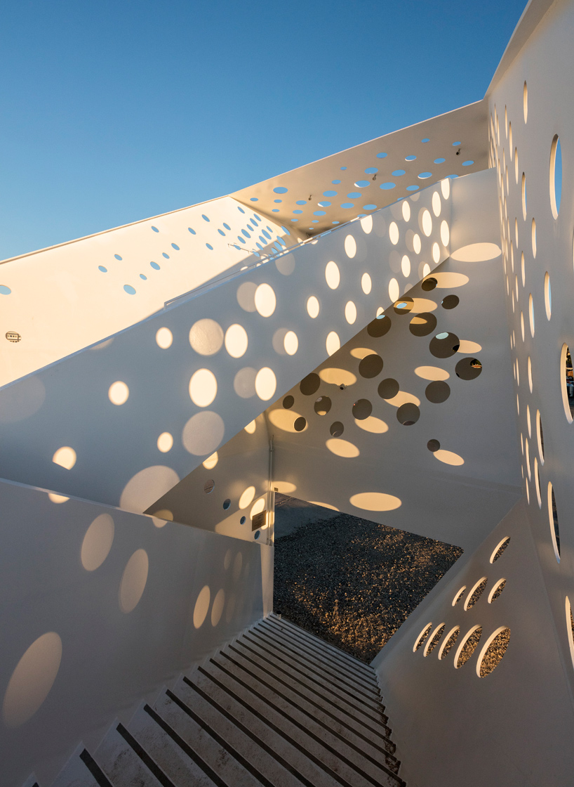 dorte-mandrup-arkitekter-salling-tower-aarhus-denmark-designboom-02