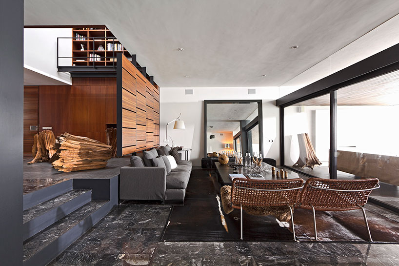 elias rizo arquitectos breathes new life into the 1960's casa ro