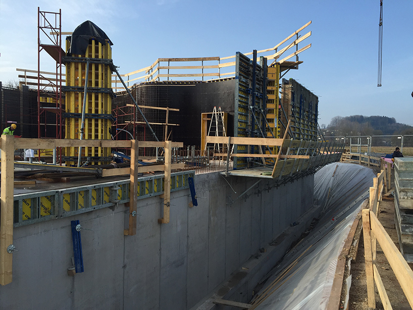 house-of-bread-wunderkammer-customer-information-centre-asten-austria-designboom-02