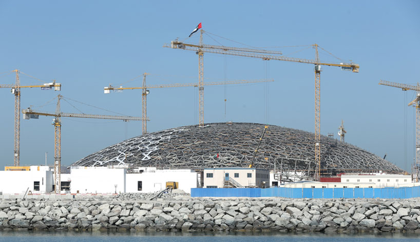 jean-nouvel-louvre-abu-dhabi-construction-images-designboom-01