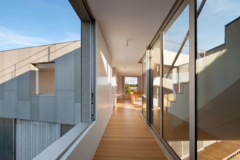 levenbetts-architects-36SML-beach-house-new-york-state-designboom-02
