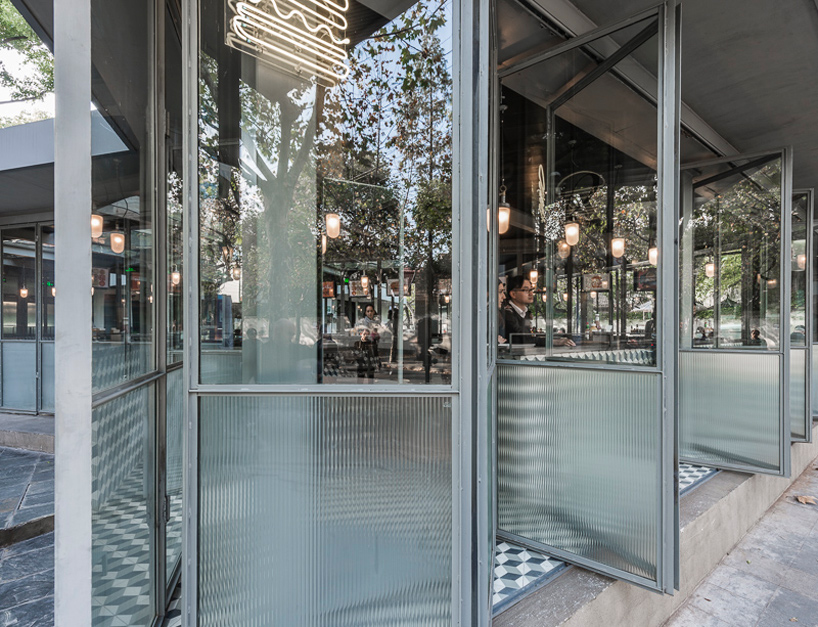 neri-&-hu-rachels-burger-joint-shanghai-designboom-02