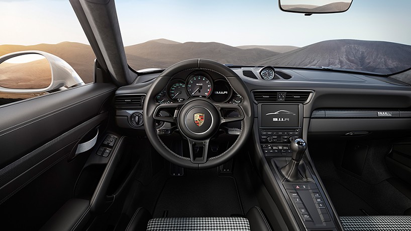 porsche-911-R-geneva-motor-show-2016-designboom-06