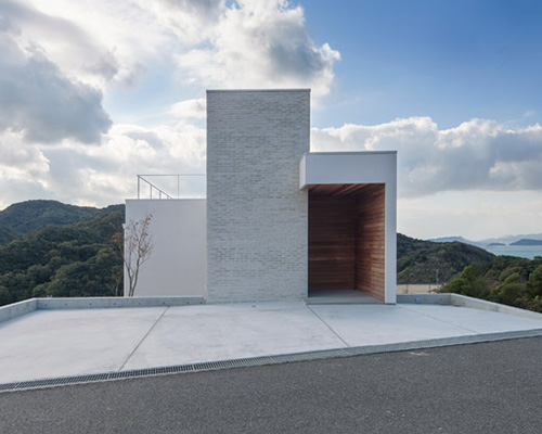 T weekend house by process5 design overlooks coast in western japan