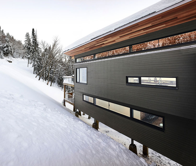 robitaillecurtis-laurentian-ski-chalet-montreal-designboom-02