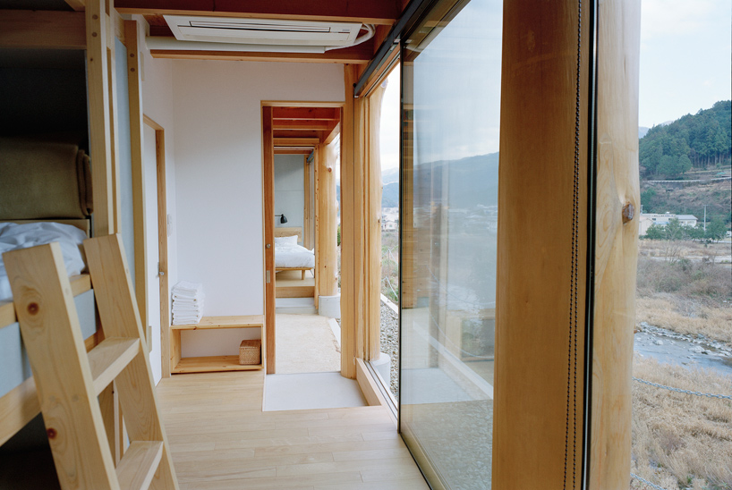 satoru-ito-+-issei-suma-+-kosuke-bando-week-kamiyama-house-japan-designboom-02