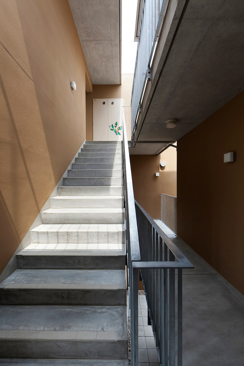 tailored-design-lab-between-trees-residential-complex-fukuoka-city-japan-designboom-02