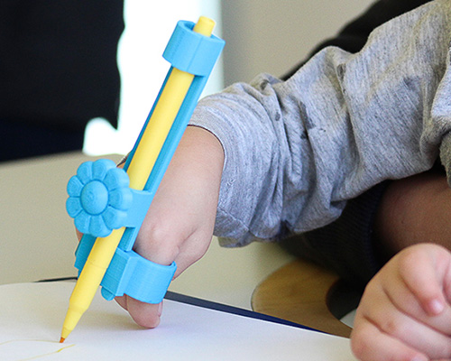 collaborative team develops glifo writing tools for disabled children