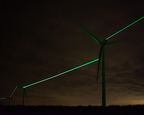 studio roosegaarde visualizes the beauty of green energy through windlicht
