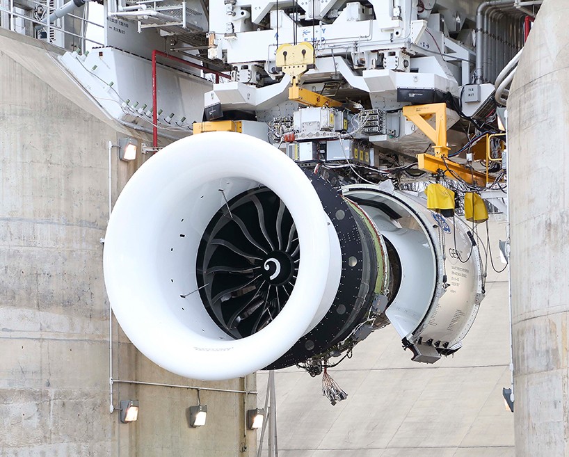 Фирмы двигателей. General Electric ge90 ge9x. Турбовентиляторный двигатель ge-90. Ge9x двигатель. Авиадвигатель ge9x.