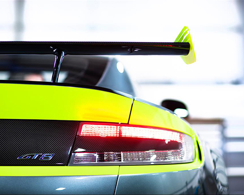 aston martin builds carbon fiber race-bred vantage GT8 for everyday roads