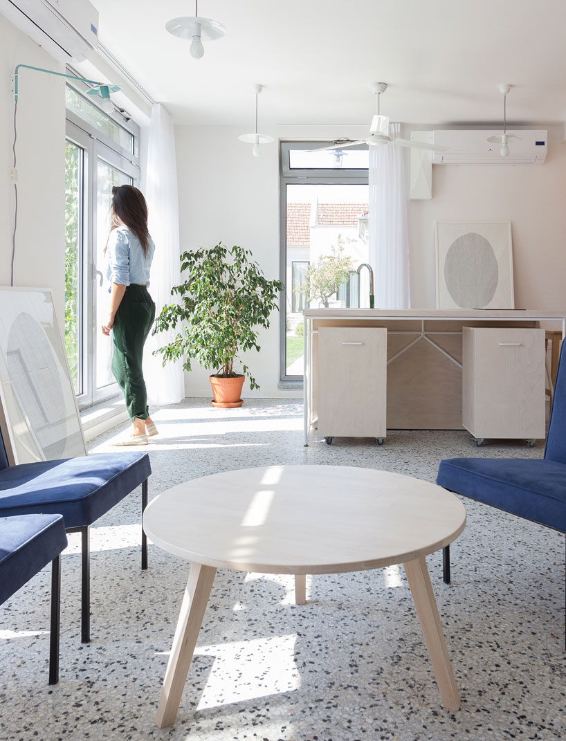 autori-house-23-hostel-terra-panonica-estate-designboom-02