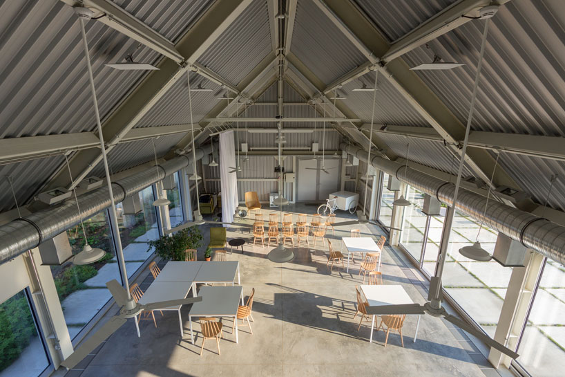 autori-house-c-serbia-meeting-place-designboom-02