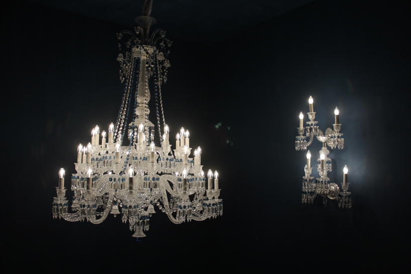 baccarat-lumieres-out-of-the-box-arik-levy-milan-design-week-designboom-02