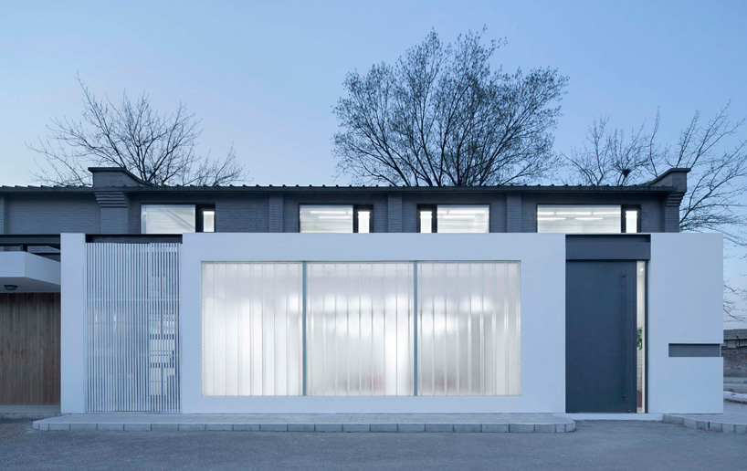 C+ architects renovates office space interior in beijing