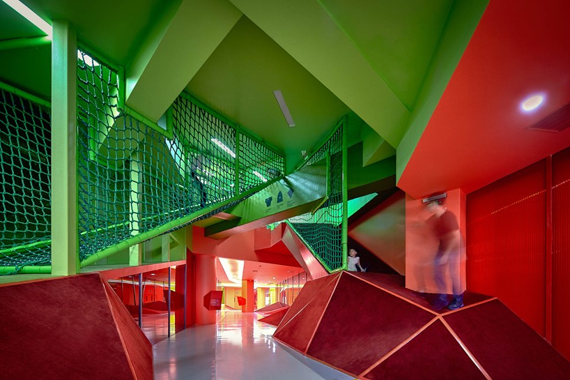 crossboundaries intersects colored hallways within kindergarten in china
