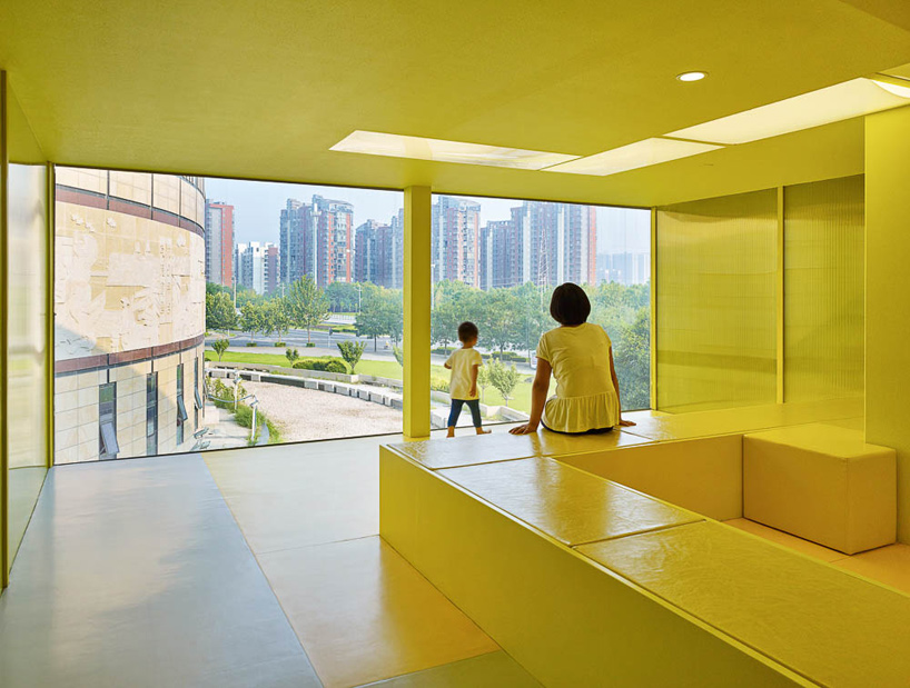 crossboundaries-sooyoo-building-china-designboom-02