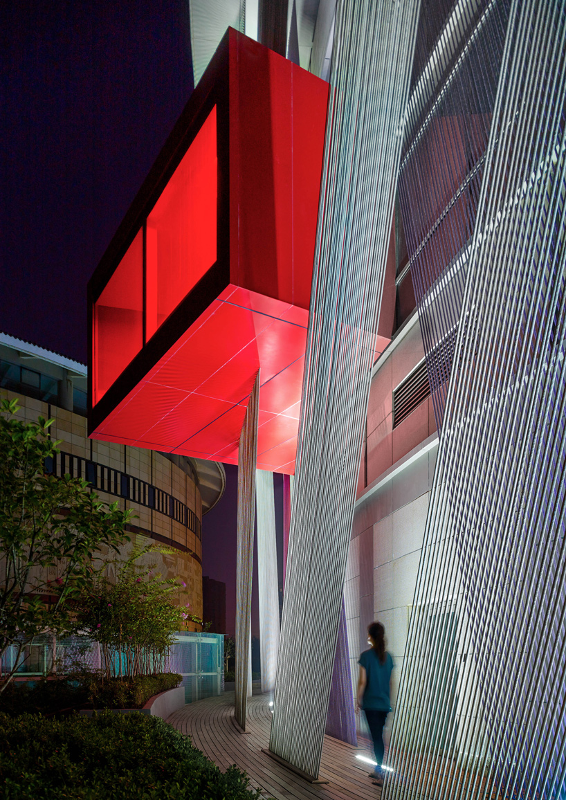 crossboundaries-sooyoo-building-china-designboom-02