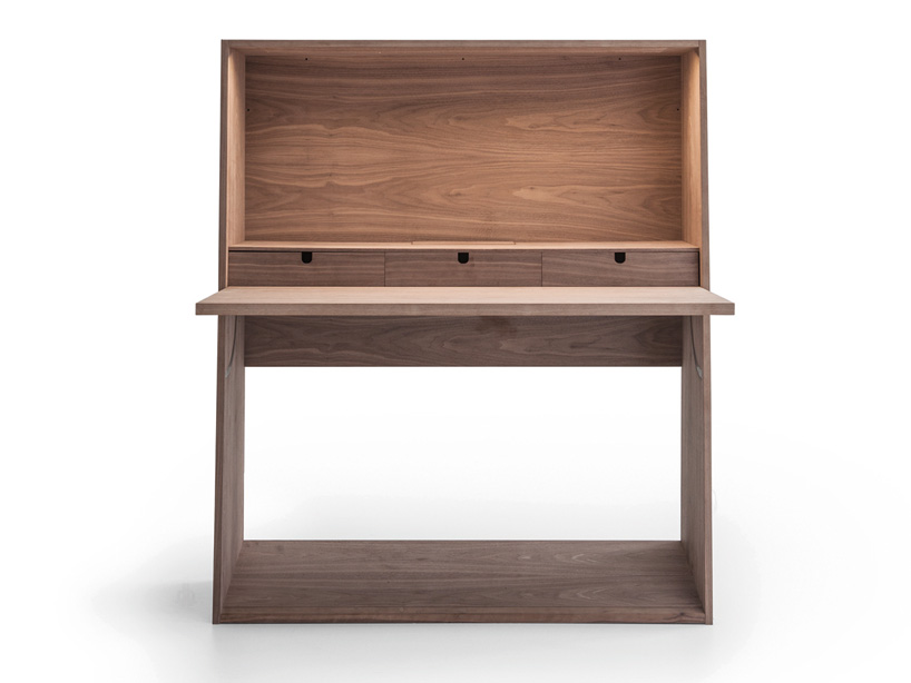 jasper morrison molteni c ink desk designboom