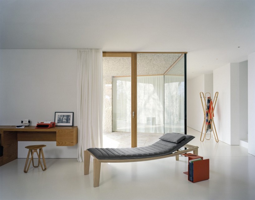 ulisse daybed by konstantin grcic for classicon is crafted in the tradition of modernism