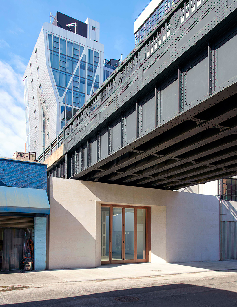 lisson-gallery-new-york-the-high-line-studioMDA-studio-christian-wassmann-designboom-01