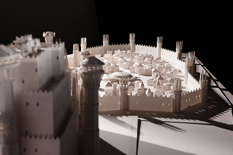 moleskine-game-of-thrones-opening-sequence-paper-cutouts-designboom-01