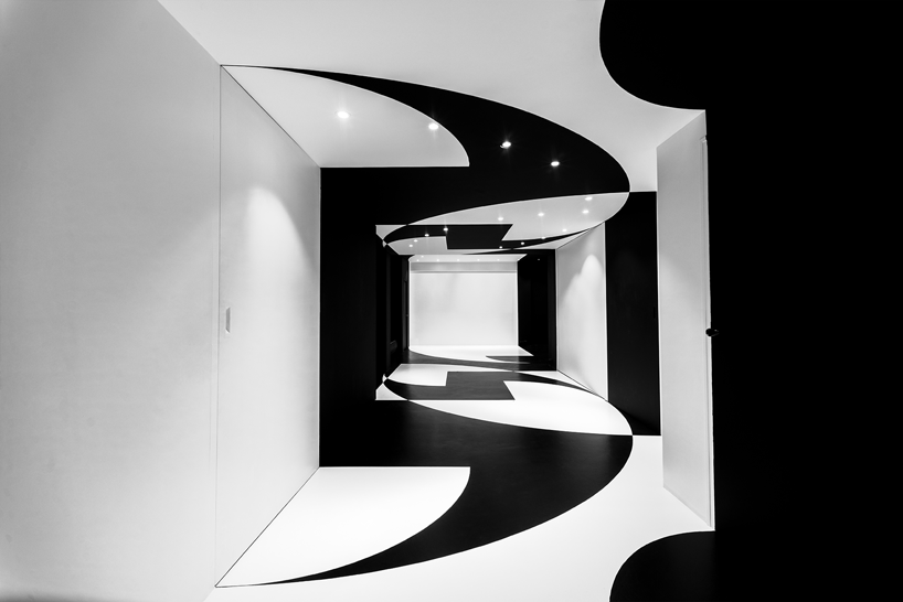 stéphane malka develops floating wall system to delineate paris office space
