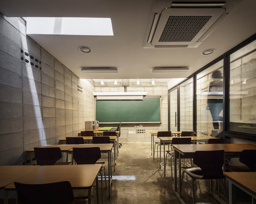 the-plus-architects-galmuri-publisher-office-seoul-designboom-02