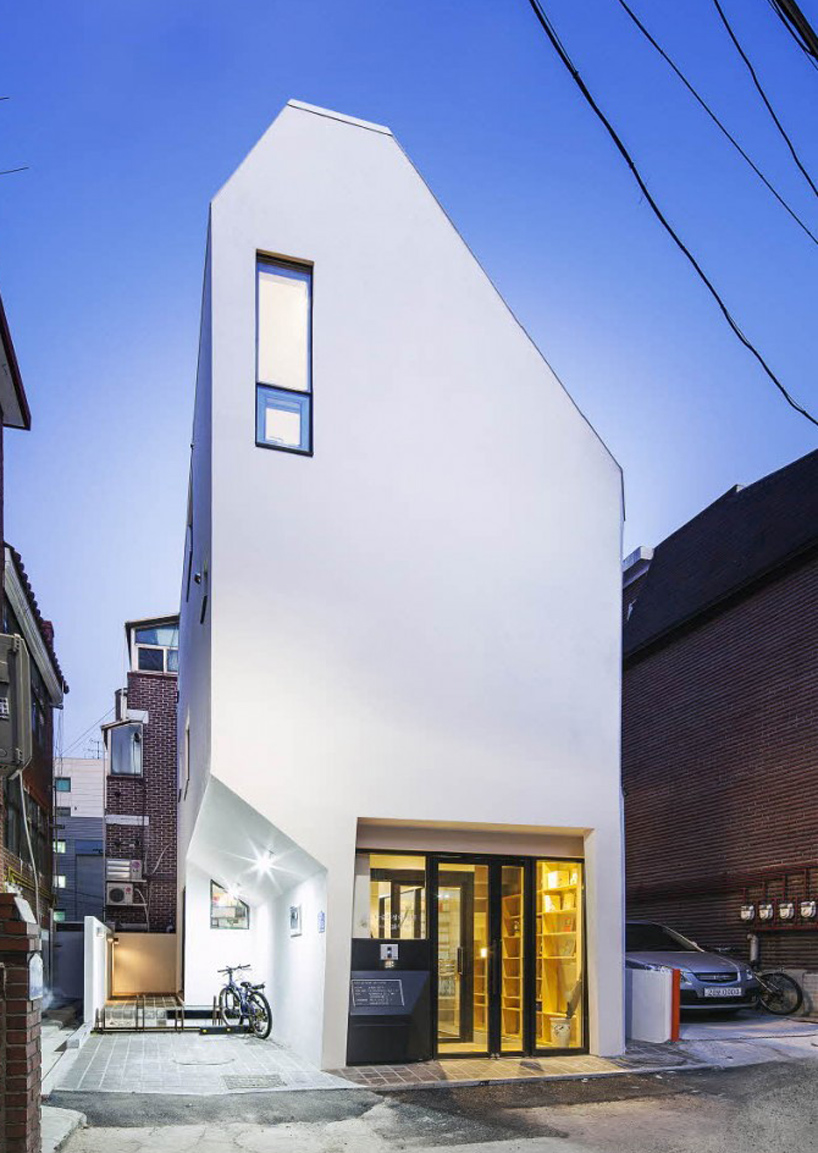 the-plus-architects-galmuri-publisher-office-seoul-designboom-02