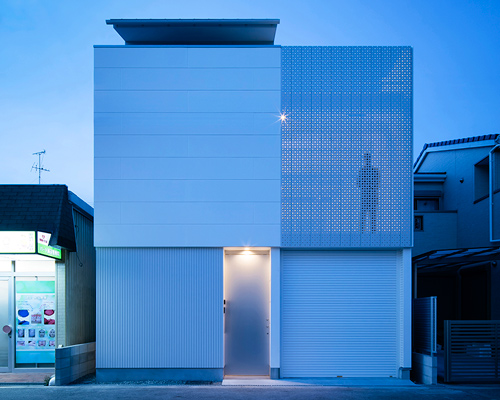 yoshiaki yamashita completes house with north side terrace in oaska