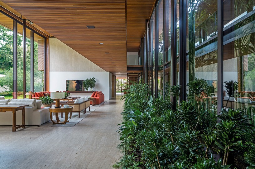 MLA-house-jacobsen-arquitectura-sao-paulo-designboom-01