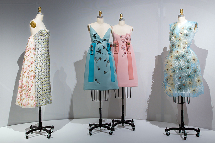 OMA-rem-koolhaas-metropolitan-museum-of-art-costume-institute-manus-x-machina-designboom-02