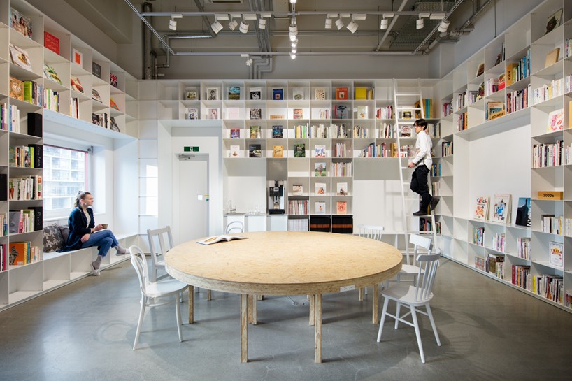 Schemata-Architects-Hue-5F-Renovation-tokyo-designboom-09