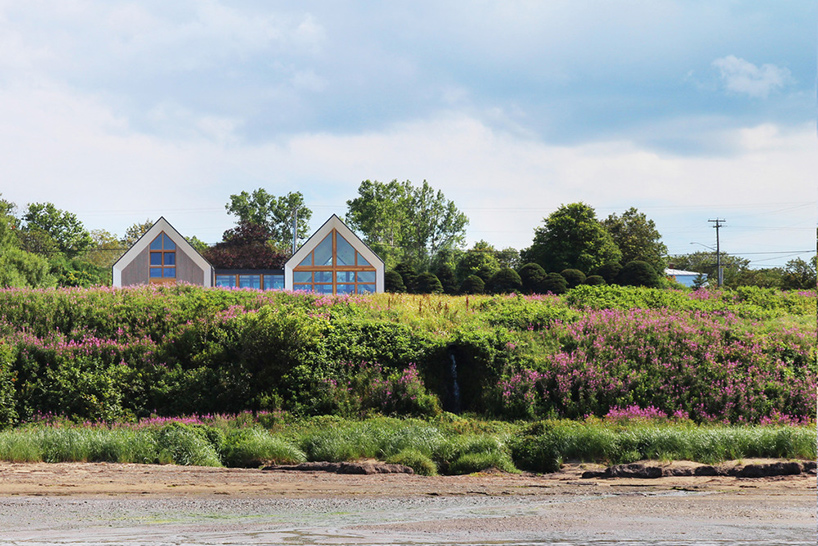 YH2-yiacouvakis-hamelin-architectes-les-jumelles-the-twins-house-caraquet-canada-designboom-09