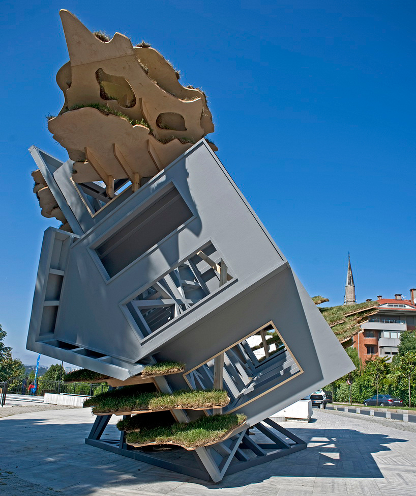 adam kalinowski's cloudy thoughts at beşiktaş festival in istanbul