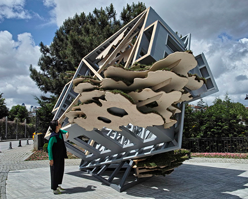 adam kalinowski's cloudy thoughts at beşiktaş festival in istanbul