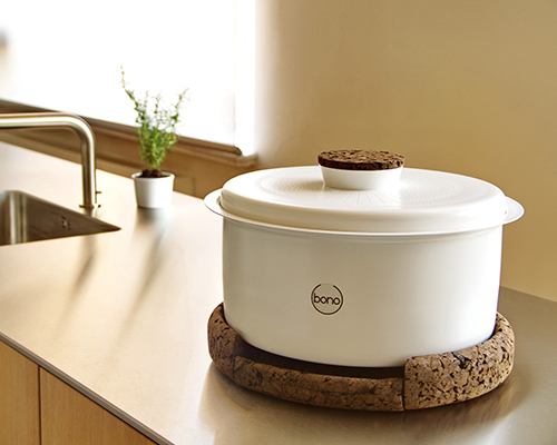 ala sieradzka transforms scraps to nutrients with bono composter