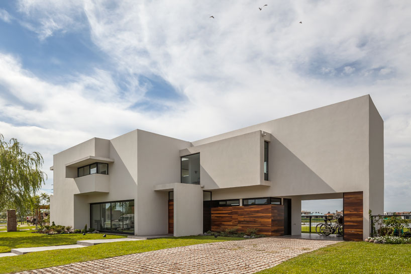 besonias almeida arquitectos' casa san benito