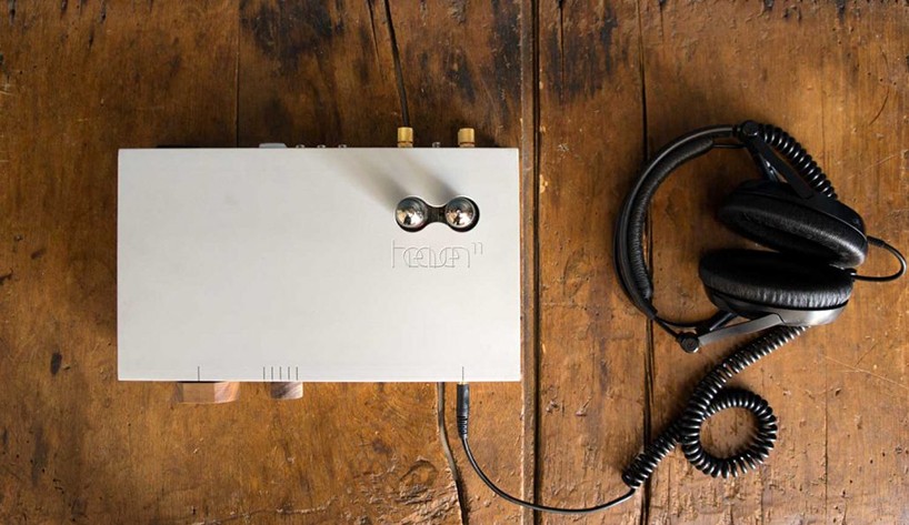 heaven-11-audio-billie-amplifier-designboom-03