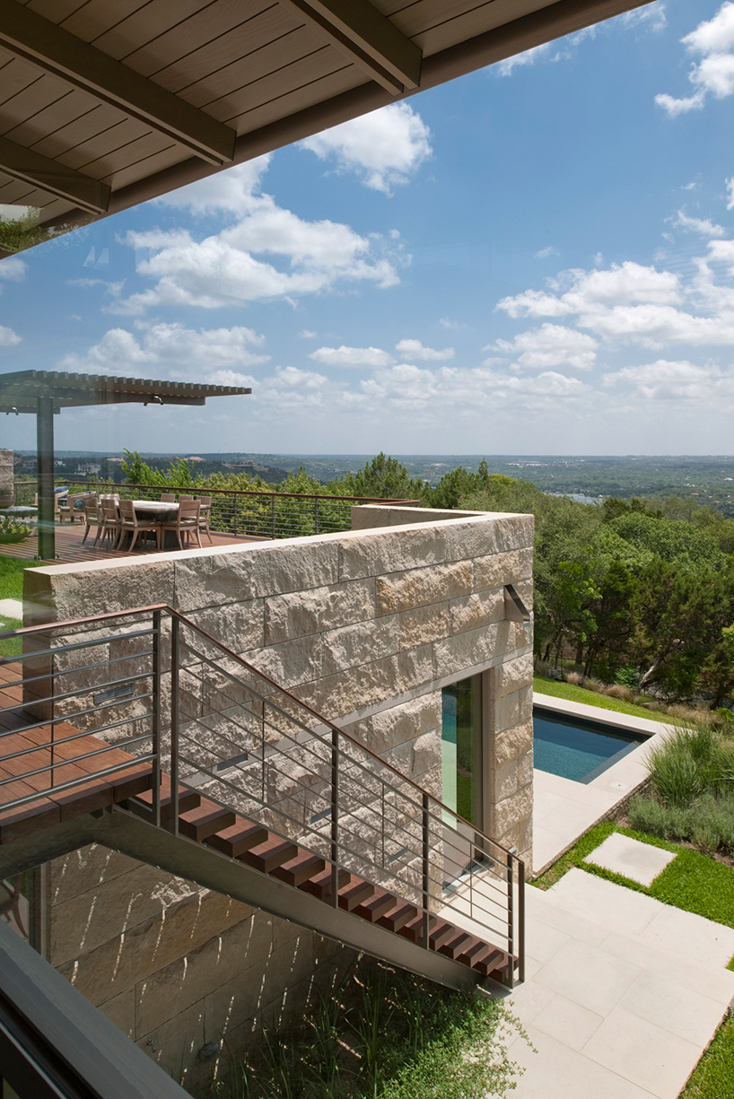 lake-flato-hillside-house-austin-texas-designboom-02